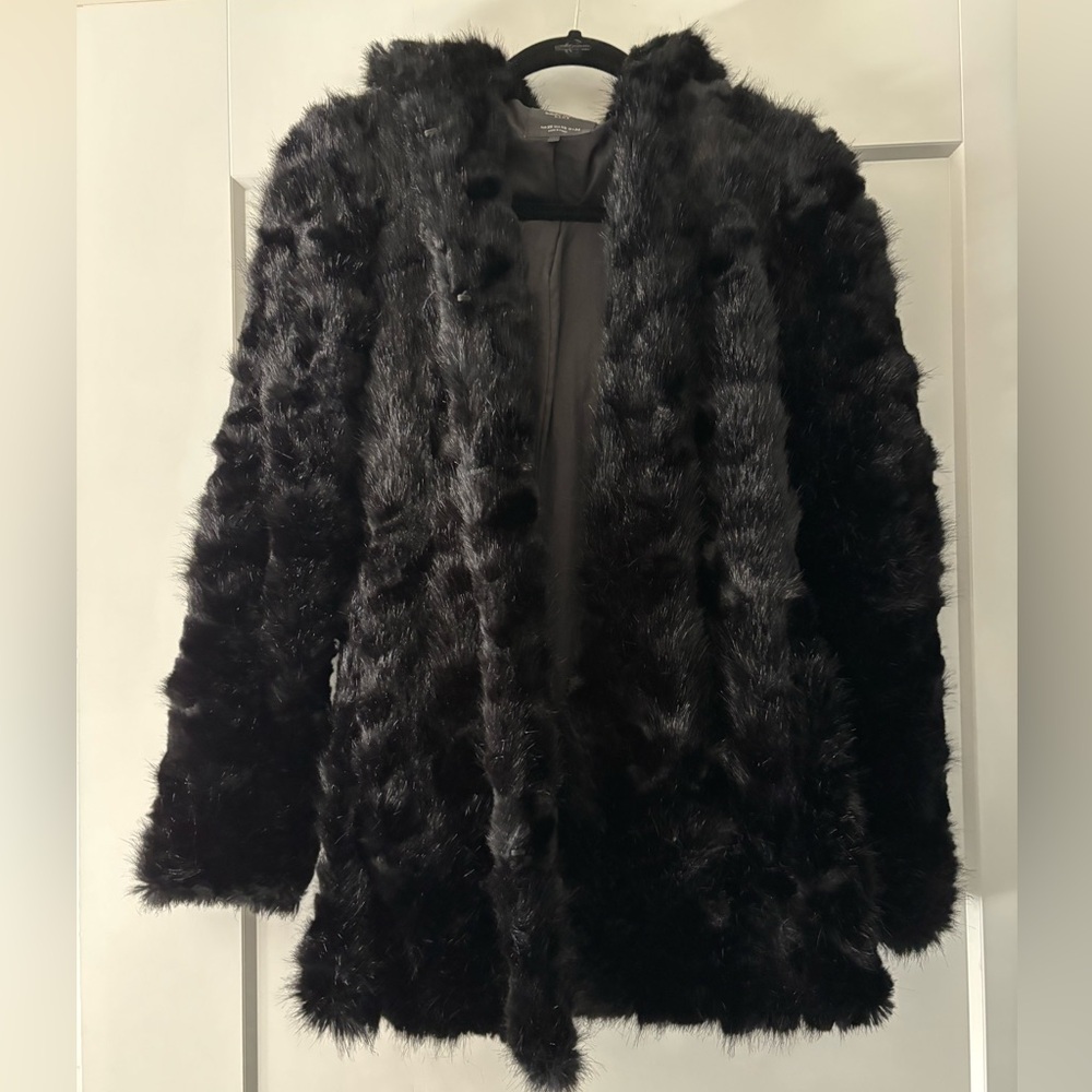 Zara Women’s Hooded Black Faux Fur Coat